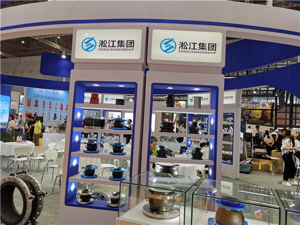 中水处理设备DN2000香蕉APP成人安装方案